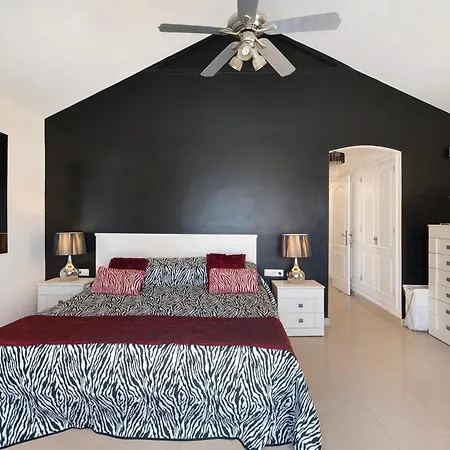 Вілла Villa Romano *