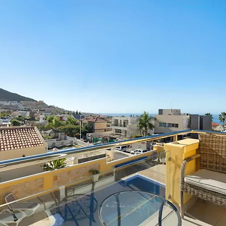 Villa Romano Вілла Адехе