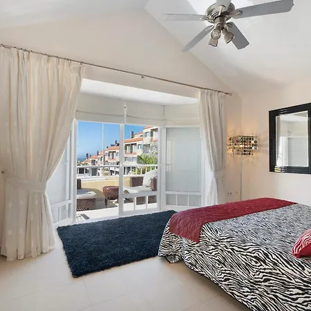 Villa Romano Вілла Адехе